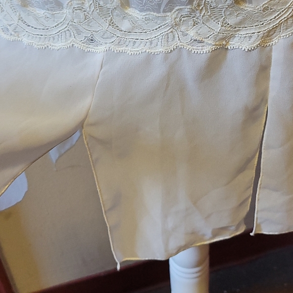 NATORI- Bloomingdales Chemise Size Large - Picture 6 of 13